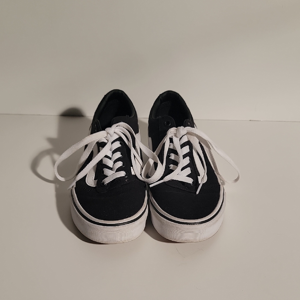 Vans Classic Black and White Low-Tops